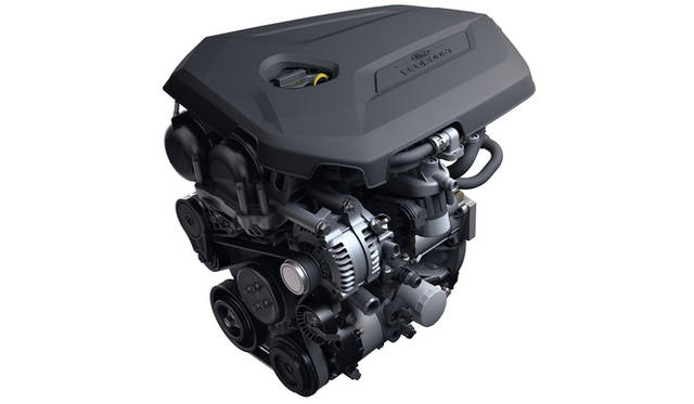 クーガに搭載される1.6リッター　直列4気筒エコブーストエンジンは、最高出力134kW（182ps）/ 5,700rpm、最大トルク｜240Nm（24.5kgm）/ 1,600-5,000rpmというスペック