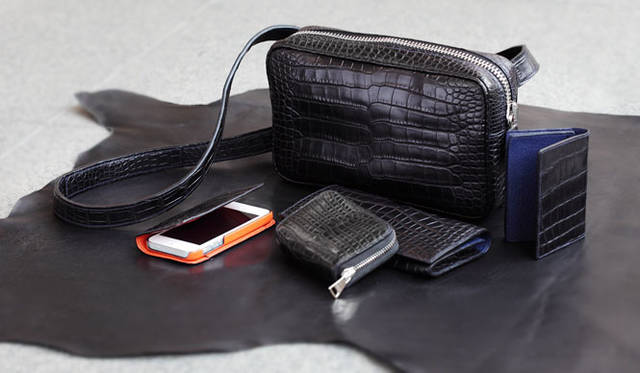 <strong>MAISON TAKUYA｜メゾン タクヤ</strong>　天然のワニ革を使用した美しいラインナップ