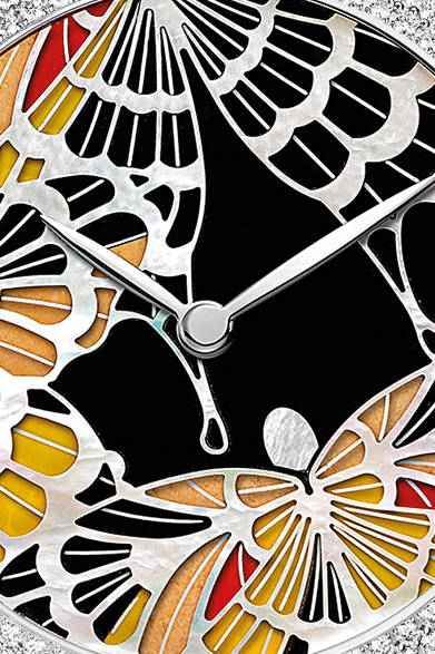 「Attrape Moi｜アトラップ・モワ」　ブラックとイエローの蝶のモチーフ