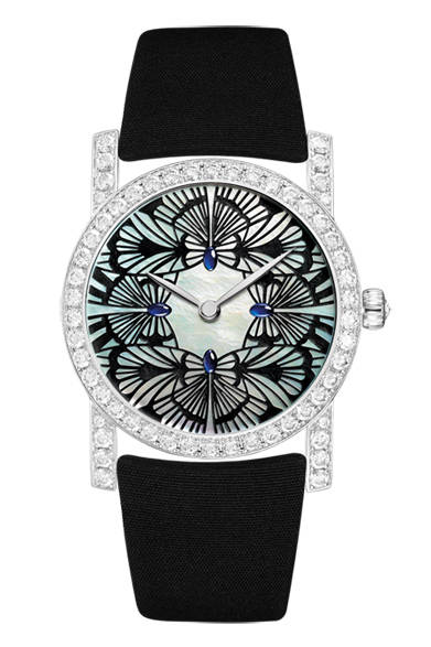 「Attrape Moi｜アトラップ・モワ」　ブラックの蝶モチーフ、567万円