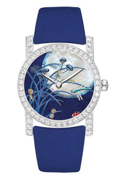 「Attrape Moi｜アトラップ・モワ」　月と虫のモチーフ、987万円