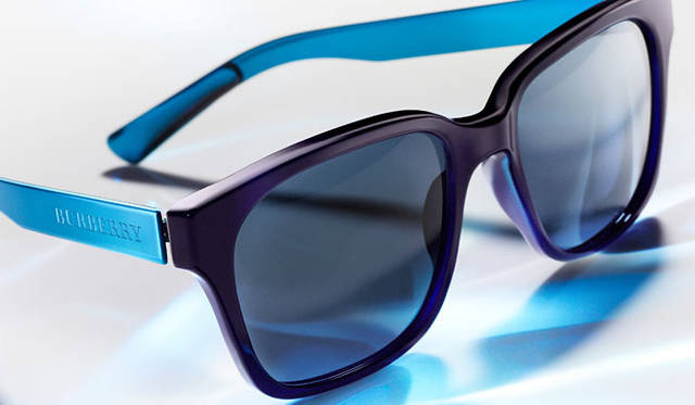 <strong>BURBERRY｜バーバリー</strong>　新アイウェアコレクション「バーバリー・スパーク」　