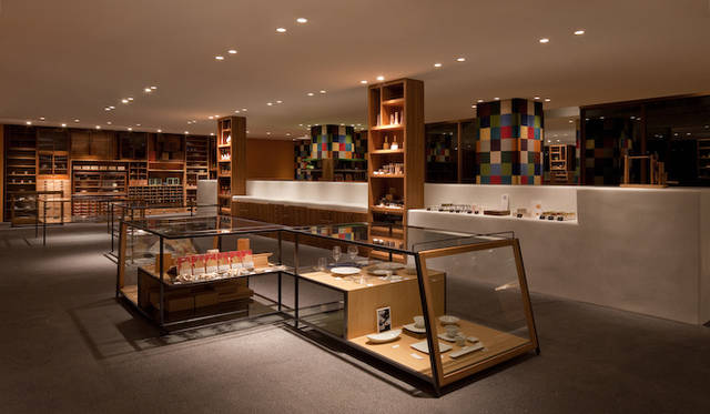 <strong>TRAVEL｜ ぬる湯につかり時を忘れる、山峡の湯治リゾート「ONCRI／おんくり」</strong>　