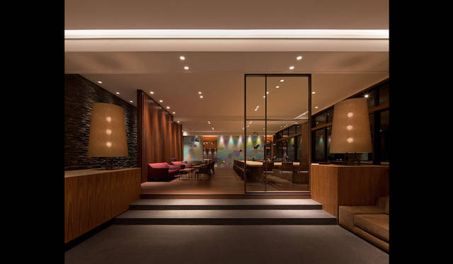 <strong>TRAVEL｜ ぬる湯につかり時を忘れる、山峡の湯治リゾート</strong>　