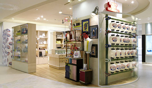 <strong>H.P.FRANCE｜アッシュ・ペー・フランス</strong>　お土産屋「TOKYO 10月 H.P.FRANCE」　1周年記念「TOKYO デビュー」展　