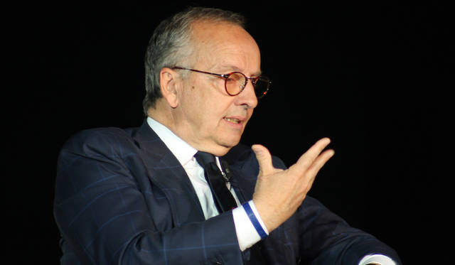 ワルター・デ・シルヴァ氏