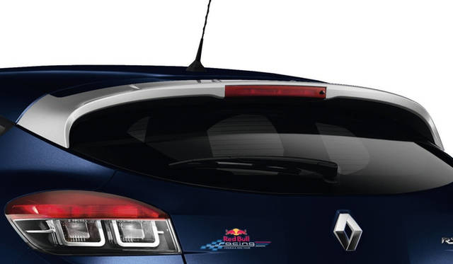 チタニウムグレーのリアスポイラー