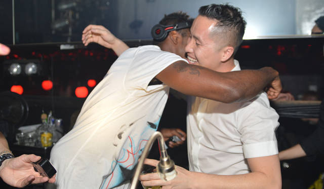 左から DJ RUCKUSさん、フィリップ・リムさん