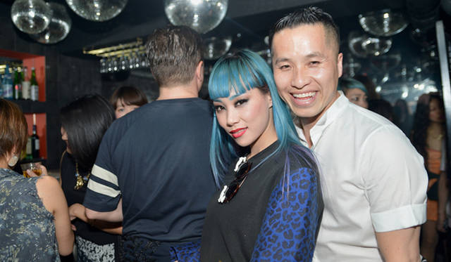 左から マドモアゼルユリアさん、フィリップ・リムさん