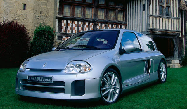 renault_clio_v6_01