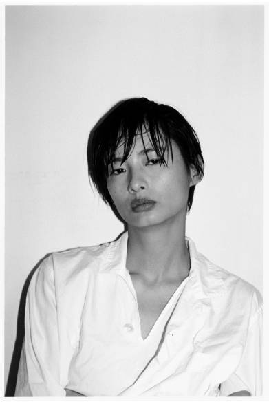 会期│5月31日（金）～6月2日（日）<br />時間│5月31日（金）14:00～20:00<br />　　　6月1日（土）11:00～20:00<br />　　　6月2日（日）11:00～18:00<br />会場│gallery COMMON<br />東京都渋谷区神宮前5-11-1　2F<br />入場料│無料<br /><br />©YUUK・蓮井元彦