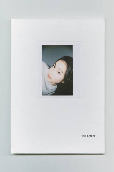 写真集『10FACES』<br />監修│YUUK（super sonic）、蓮井元彦（FEMME）<br />版型│B5サイズ<br />ページ数│144ページ<br />価格│2000円　※初回限定盤は前髪ウイッグ付き<br />5月31日（金）発売