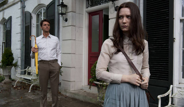 <strong>MOVIE｜『イノセント・ガーデン』</strong>　舞台は広大な敷地に建つ、インディアと母親の住まいが中心　©2012 Twentieth Century Fox. All Rights Reserved