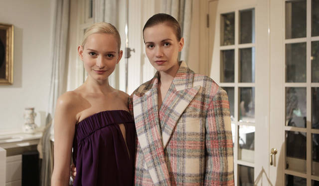 <strong>STELLA McCARTNEY｜ステラ マッカートニー</strong> 英国大使館で秋冬コレクションのプレゼンテーションを実施