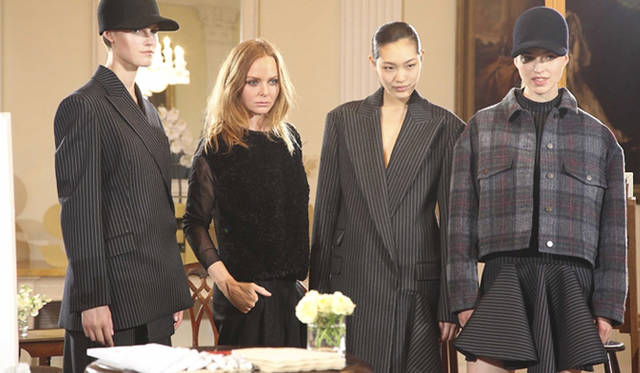 <strong>STELLA McCARTNEY｜ステラ マッカートニー</strong> 英国大使館で秋冬コレクションのプレゼンテーションを実施