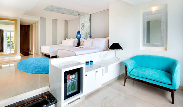 夜になると、表情を変える「ル・メリディアン　ジンバラン」