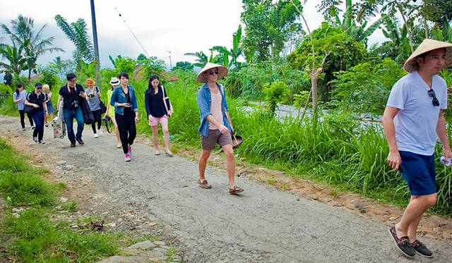 ホテルから出発できるテイスト・ディスカバリー・ツアー