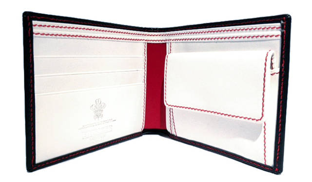 <strong>ETTINGER｜エッティンガー</strong>　「ロイヤルネイビー コレクション」　ウォレット 3万6750円