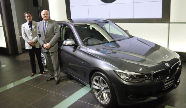 ビー・エム・ダブリュー代表取締役社長 アラン・ハリス氏とBMW AG デザイン部門エクステリア・クリエイティブ・ディレクター 永島譲二氏