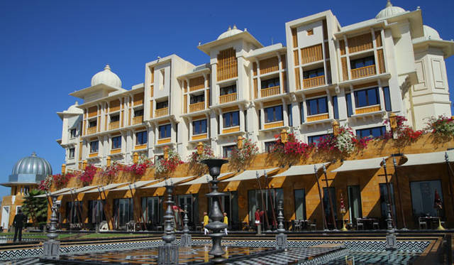 <strong>LOUIS XIII｜ルイ13世<</strong>　「ルイ13世 レア・カスク42.6」プレスツアー　「ザ リーラ パレス ウダイプール（THE LEELA PALACE UDAIPUR）」