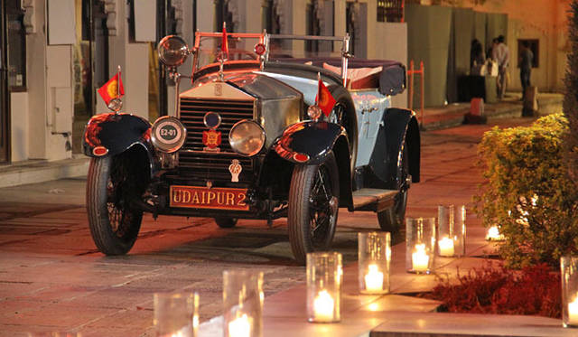 <strong>LOUIS XIII｜ルイ13世<</strong>　「ルイ13世 レア・カスク42.6」プレスツアー　マハーラージャのクラシックカー