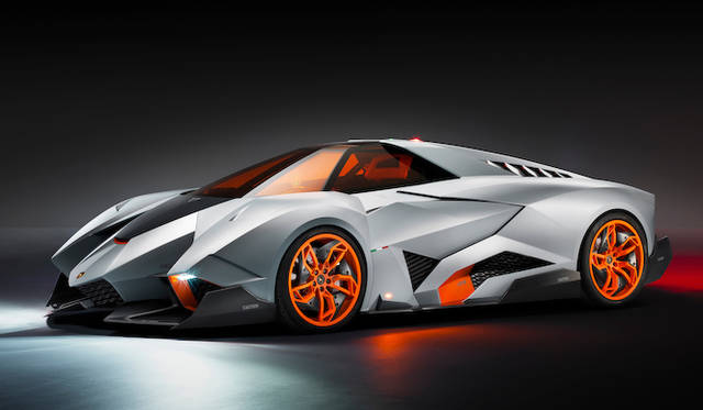ランボルギーニ「エゴイスタ」は生産モデルとはちがう自由な発想でデザインされたコンセプトモデル。ゴルフとは対極にあるデ・シルヴァによる最新の仕事のひとつ