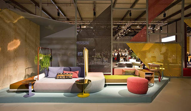 <strong>青木昭夫がリポートする「2013年サローネビューイング」</strong>　フィエラ会場でおこなわれたmorosoの色彩豊かなインスタレーション。ファサードは中国発祥のタングラムがモチーフになっている