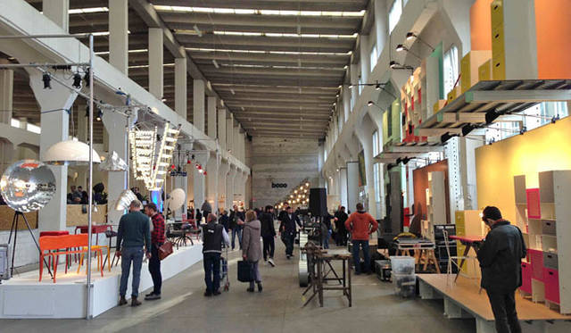<strong>青木昭夫がリポートする「2013年サローネビューイング」</strong>　新進気鋭のデザイナーが多く集うベンチュラ・ランブラーテの会場の様子