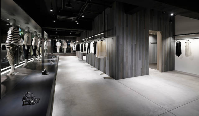 佐藤オオキ氏は世界すべてのtheoryフラッグシップショップのデザインを手がける<br />写真はtheory 自由が丘店