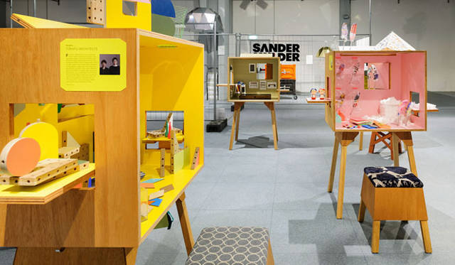 <strong>東京物産展</strong>　ミラノサローネ2013でのインスタレーション展「10 Japanese Designers in koloro-desk」　Photo by Takumi Ota