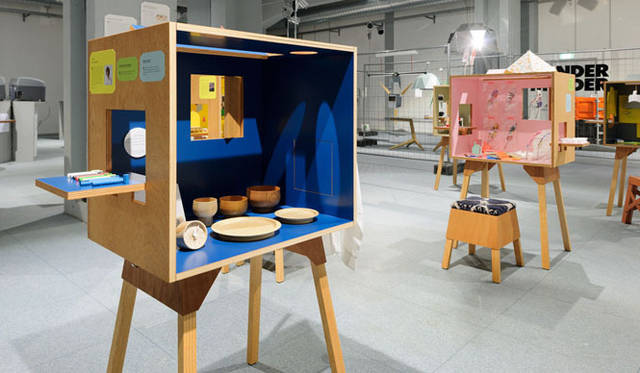 <strong>東京物産展</strong>　ミラノサローネ2013でのインスタレーション展「10 Japanese Designers in koloro-desk」　Photo by Takumi Ota