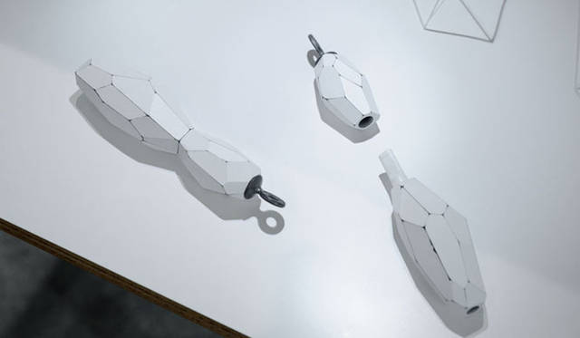 <strong>東京物産展</strong>　ミラノサローネ2013でのインスタレーション展「10 Japanese Designers in koloro-desk」　Photo by Takumi Ota