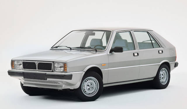 1979年 ランチアから登場したゴルフ対抗モデル。ちいさな高級車を目指している