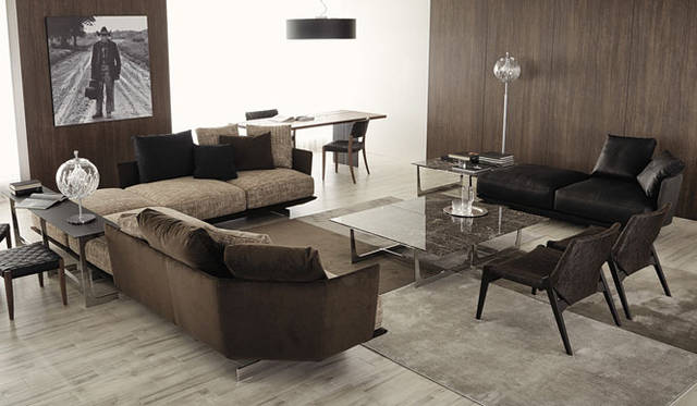 <strong>arflex｜アルフレックス</strong>　2013年新作コレクション　ソファ「BRERA（ブレラ）」（左）185万2200円～（オプションクッション除く）、ソファ「BRERA（ブレラ）」67万6200円～