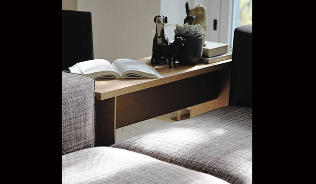 <strong>arflex｜アルフレックス</strong>　2013年新作コレクション　「BRACCO（ブラッコ）」 コンソールテーブル（棚無）10万800円