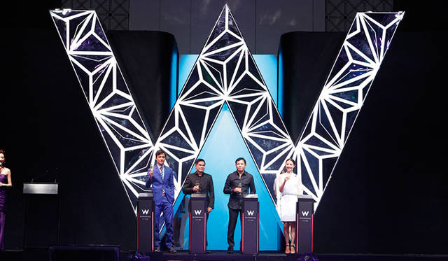 中国本土初進出となったホテルブランド、W広州のオープニングには、俳優のダニエル・ウー（左）、カオ・ユアンユアン（右）も駆けつけた