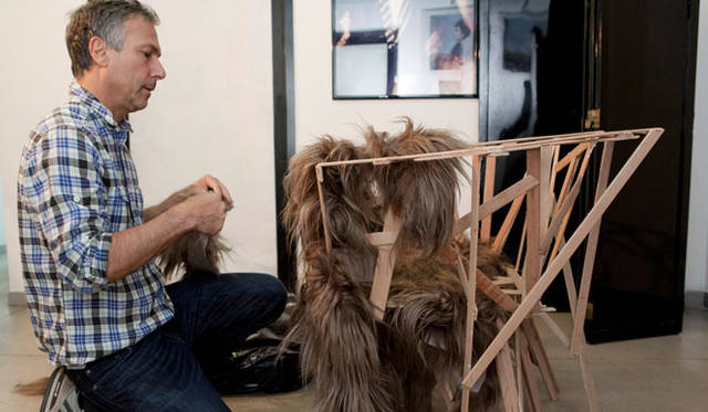 <strong>FENDI｜フェンディ</strong>　デザイナー兄弟デュオ、フェルナンド＆ウンベルト・カンパーナ兄弟とコラボレーションしたファニチャーコレクション