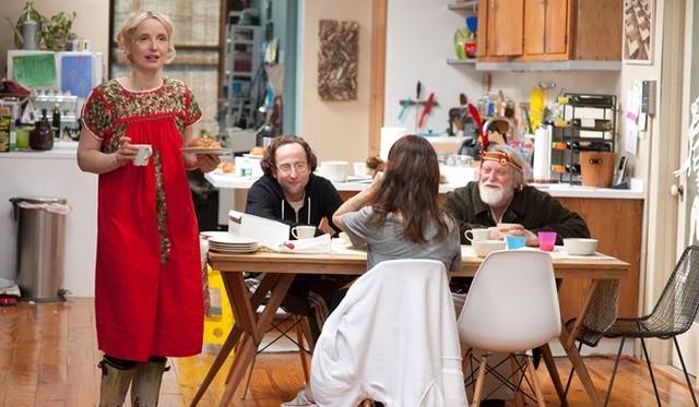 <strong>MOVIE｜ジュリー・デルピーが監督・脚本・主演を務める『ニューヨーク、恋人たちの2日間』</strong>　© Polaris Film Production & Finance, Senator Film, Saga Film, Tempête sous un Crâne Production, Alvy Productions, In Production, TDY Filmproduktion - 2012All rights reserved.