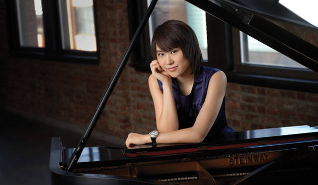 <strong> MUSIC｜ピアニスト、ユジャ・ワン（Yuja Wang）</strong>　© Rolex Fadil Berisha