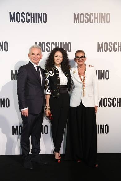 <strong>MOSCHINO｜モスキーノが、上海にてコレクションを発表 </strong>　
