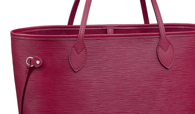 <strong>LOUIS VUITTON｜ルイ・ヴィトン</strong>　LOUIS VUITTON｜ルイ・ヴィトン　アイコンバッグ「ネヴァーフル」にエピ・ラインが誕生<br />ネヴァーフルMM[H29×W32×D19cm]　21万6300円　© LOUIS VUITTON / BRUNO ASSELOT