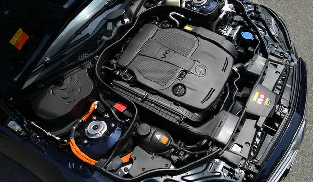 今回の試乗会では、安全装備をためすことができた。これは、歩行者に気づかずに前進た場合を想定したもので、クルマの自動衝突回避・軽減を体験