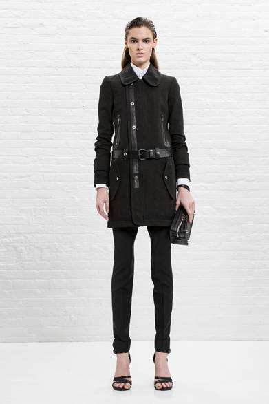 <strong>DIESEL BLACK GOLD