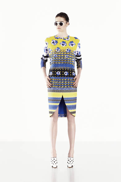 <strong>PRABAL GURUNG