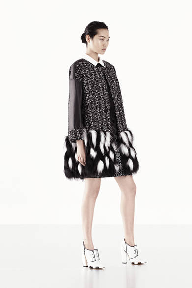 <strong>PRABAL GURUNG