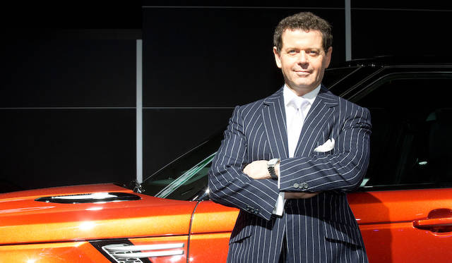 デザイナー ジェリー・マクガバン氏