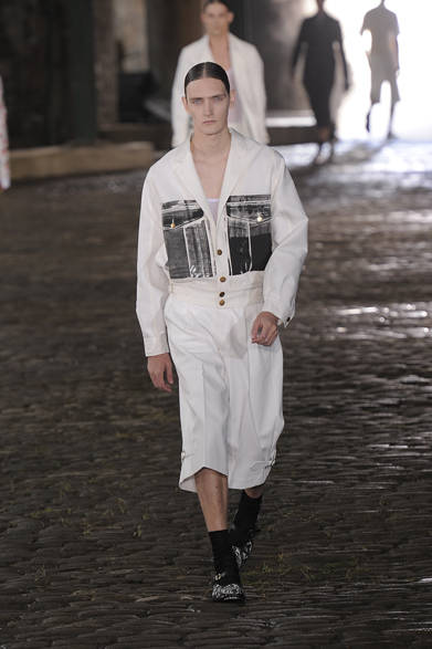 <strong>Alexander McQueen