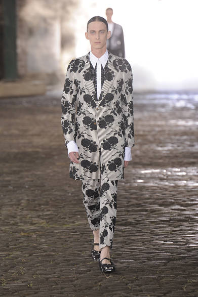 <strong>Alexander McQueen