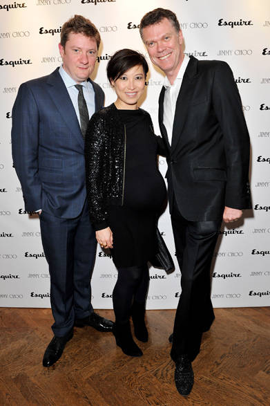 イベント主催者のアレックス・ビルムズ、サンドラチョイ、ジミーチュウCEOのピエール・ドゥニ