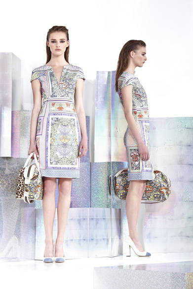 <strong>JUST CAVALLI